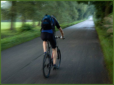 jeździć środkiem drogi